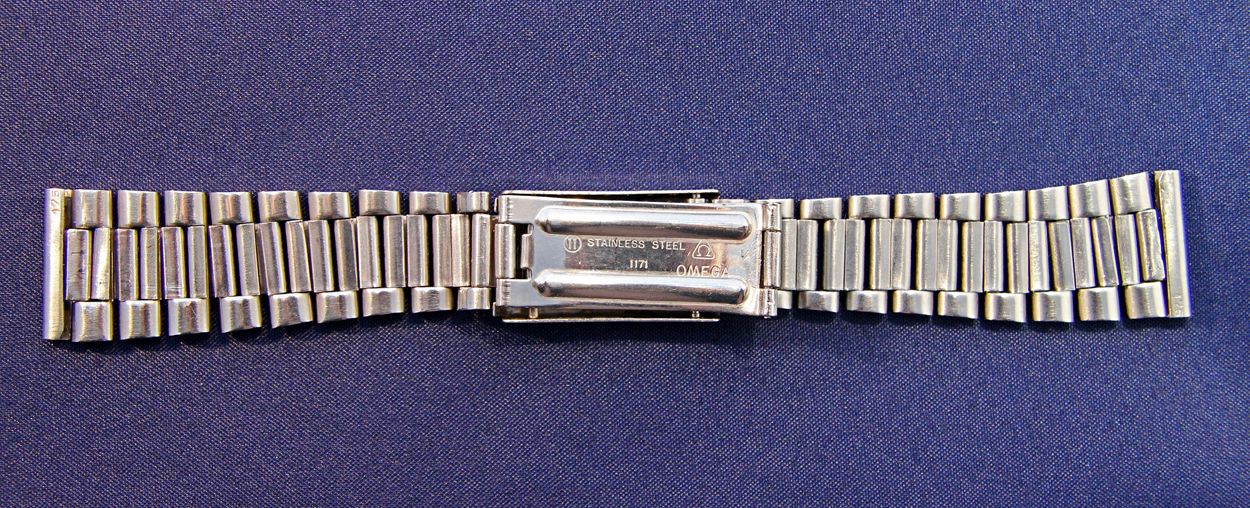 omega 1171 bracelet